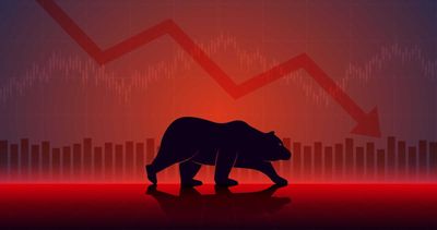 As the Market Crashed in 1987, Paul Tudor Jones Made $100 Million in a Single Day: ‘The Most Important Rule of Trading Is to Play Great Defense, Not Great Offense’
